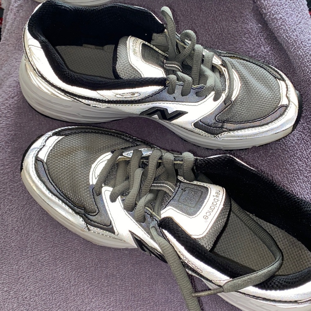 New balance 2000